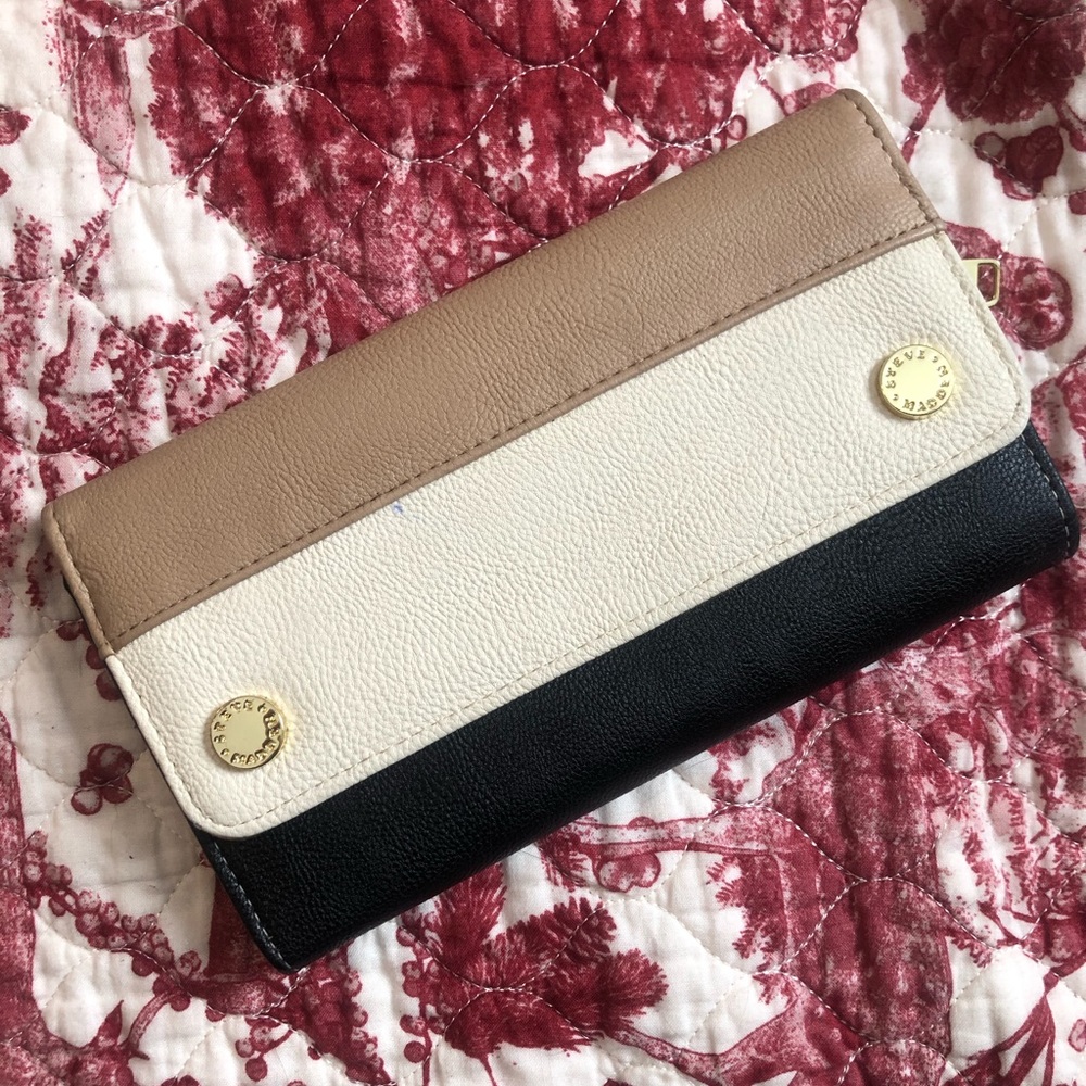 Steve Madden Wallet